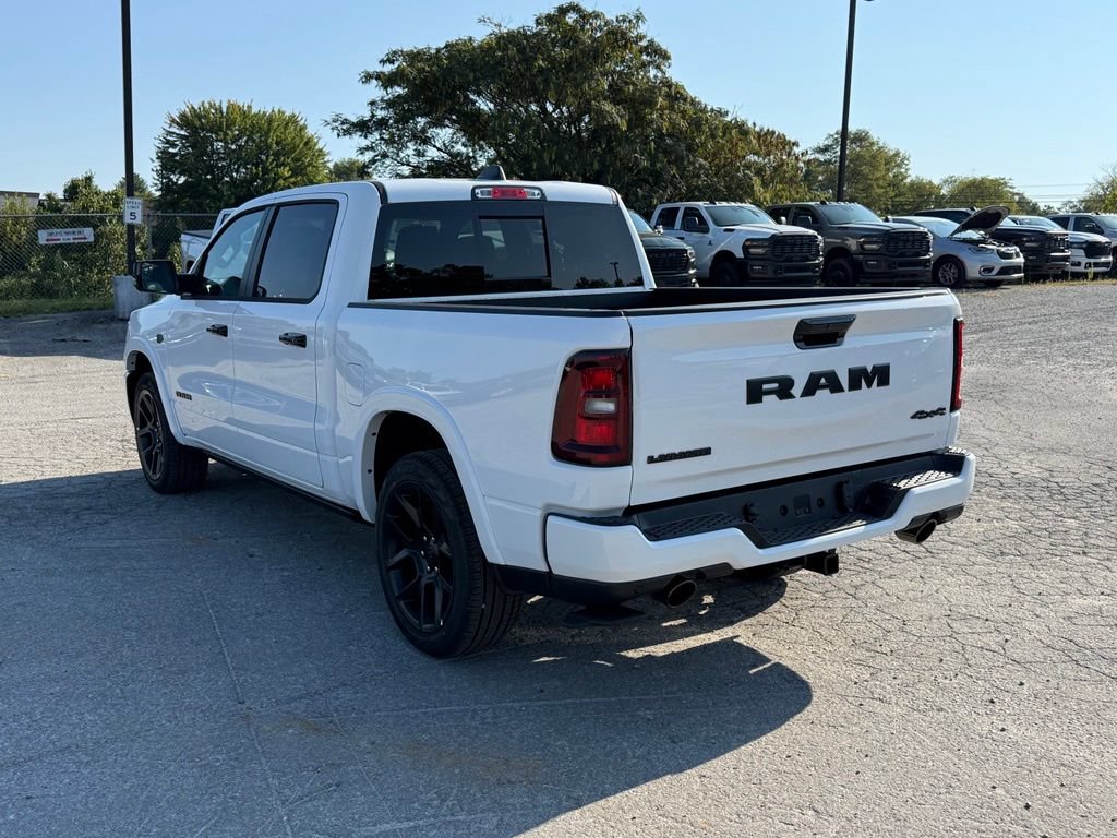 New 2027 RAM 1500 Laramie AWD/4WD image 9