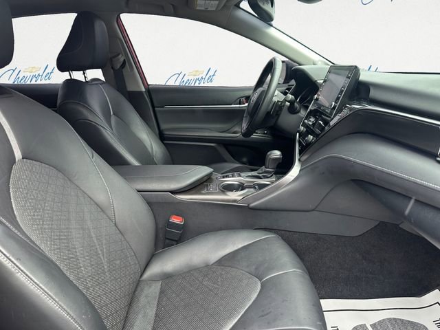 Used 2021 Toyota Camry XSE w/ Navigation Package image 13