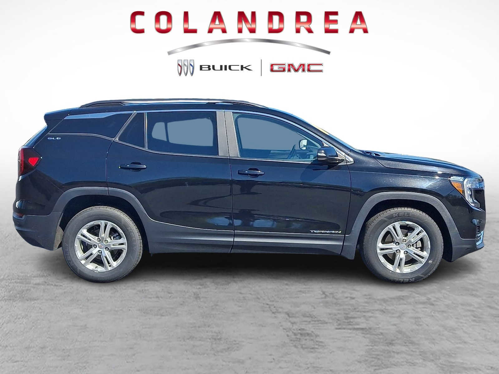 Certified 2023 GMC Terrain SLE w/ Driver Convenience Package AWD/4WD image 7