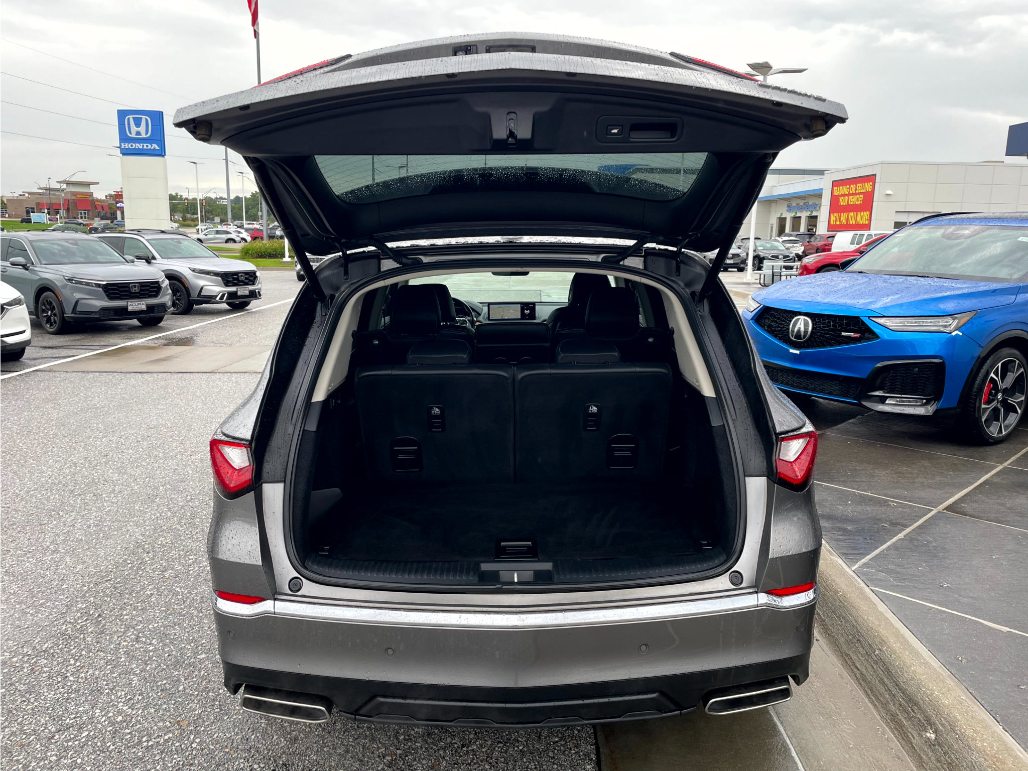 Certified 2022 Acura MDX w/ Technology Package AWD/4WD image 9