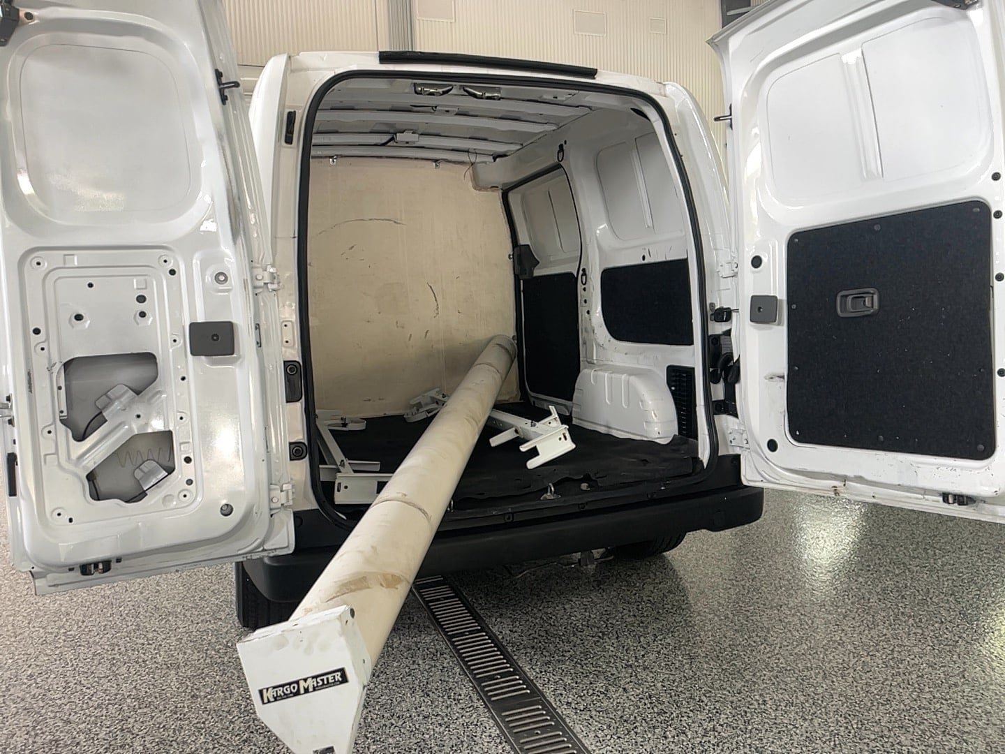 Used 2021 Nissan NV200 S FWD image 5