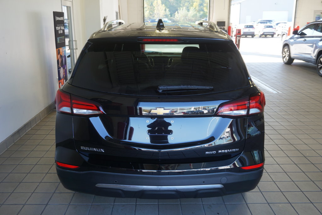 Used 2022 Chevrolet Equinox Premier AWD/4WD image 17