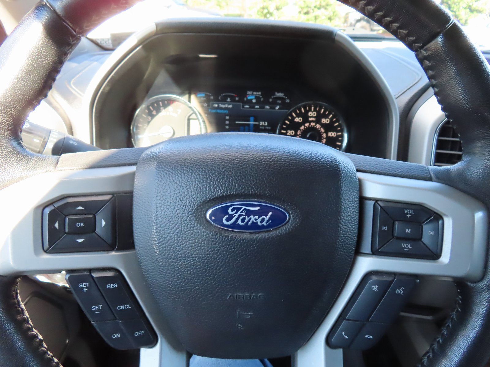 Used 2018 Ford F150 Lariat image 20