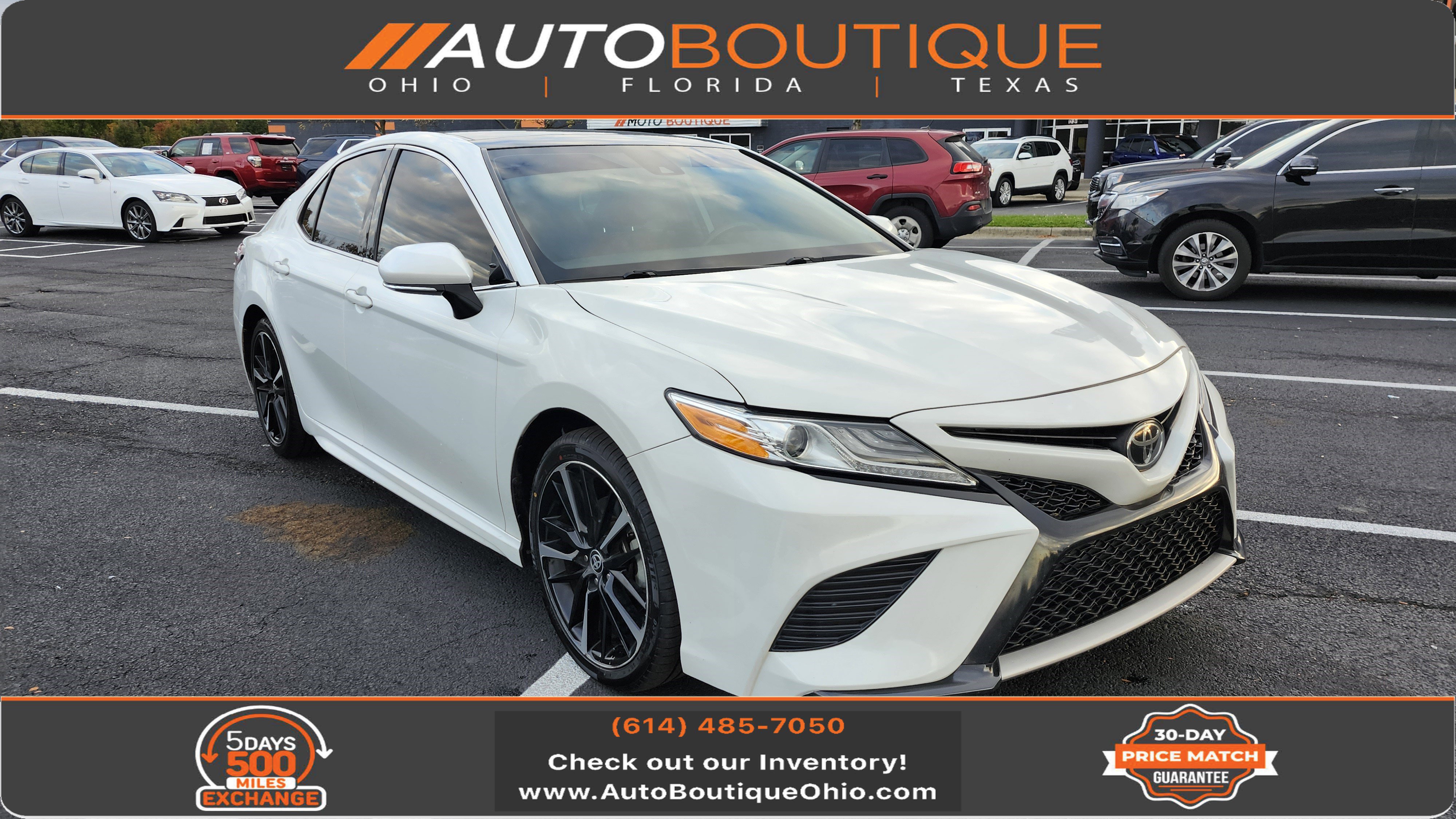 Used 2020 Toyota Camry XSE image 1