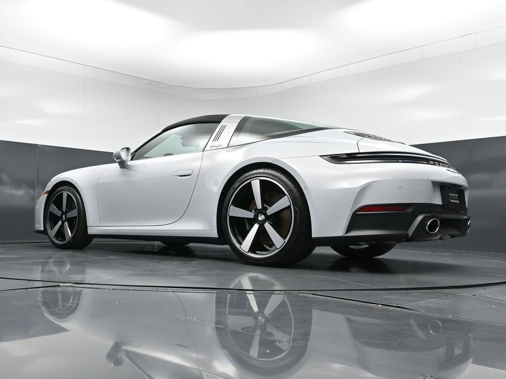 Certified 2026 Porsche 911 Targa 4S AWD/4WD image 25