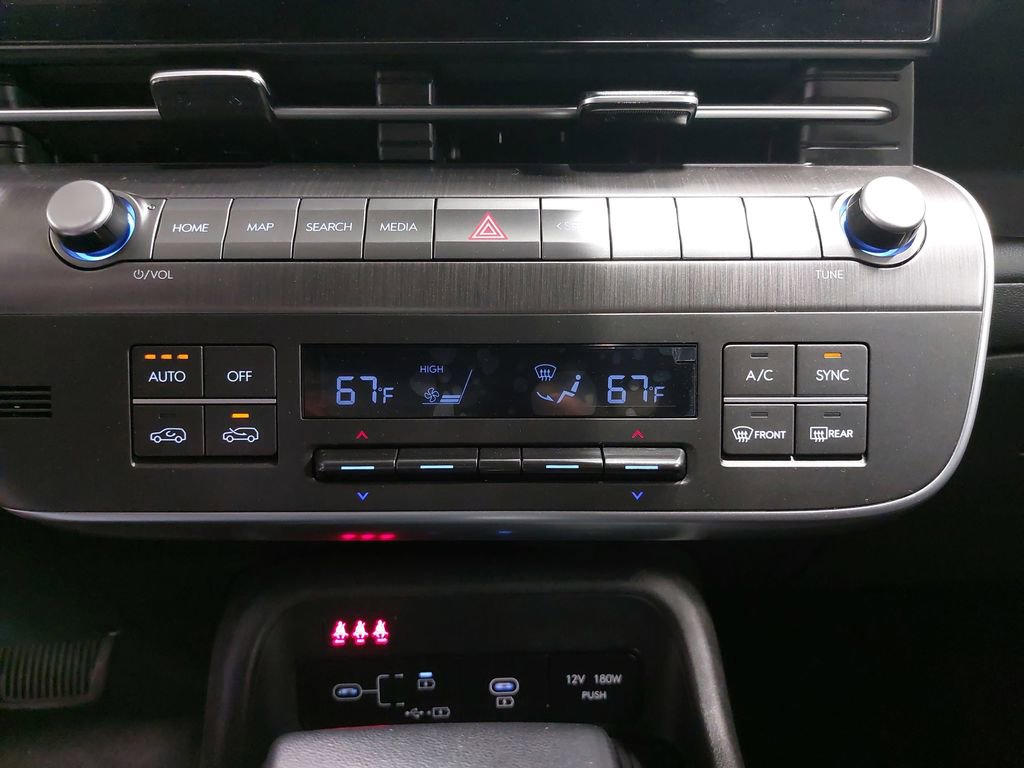 Certified 2025 Hyundai Kona SEL image 20