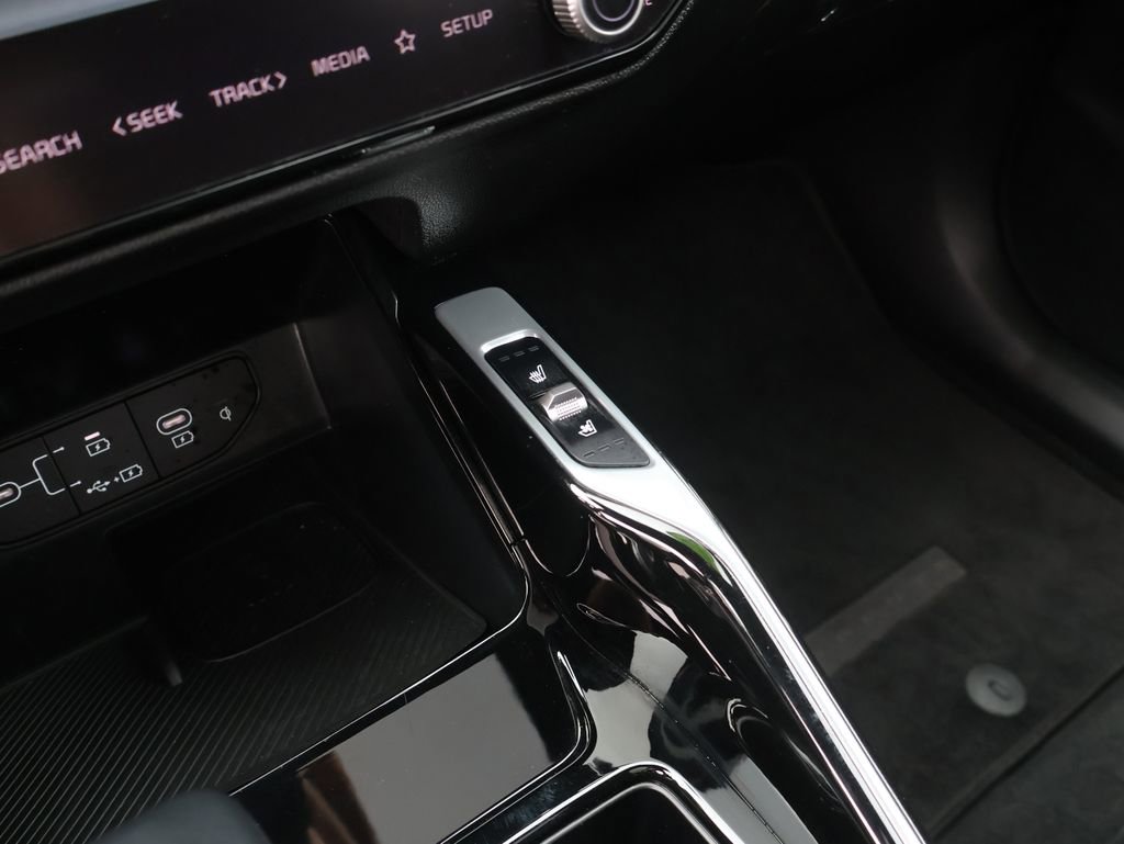 Used 2024 Kia Sorento SX Prestige AWD/4WD image 36