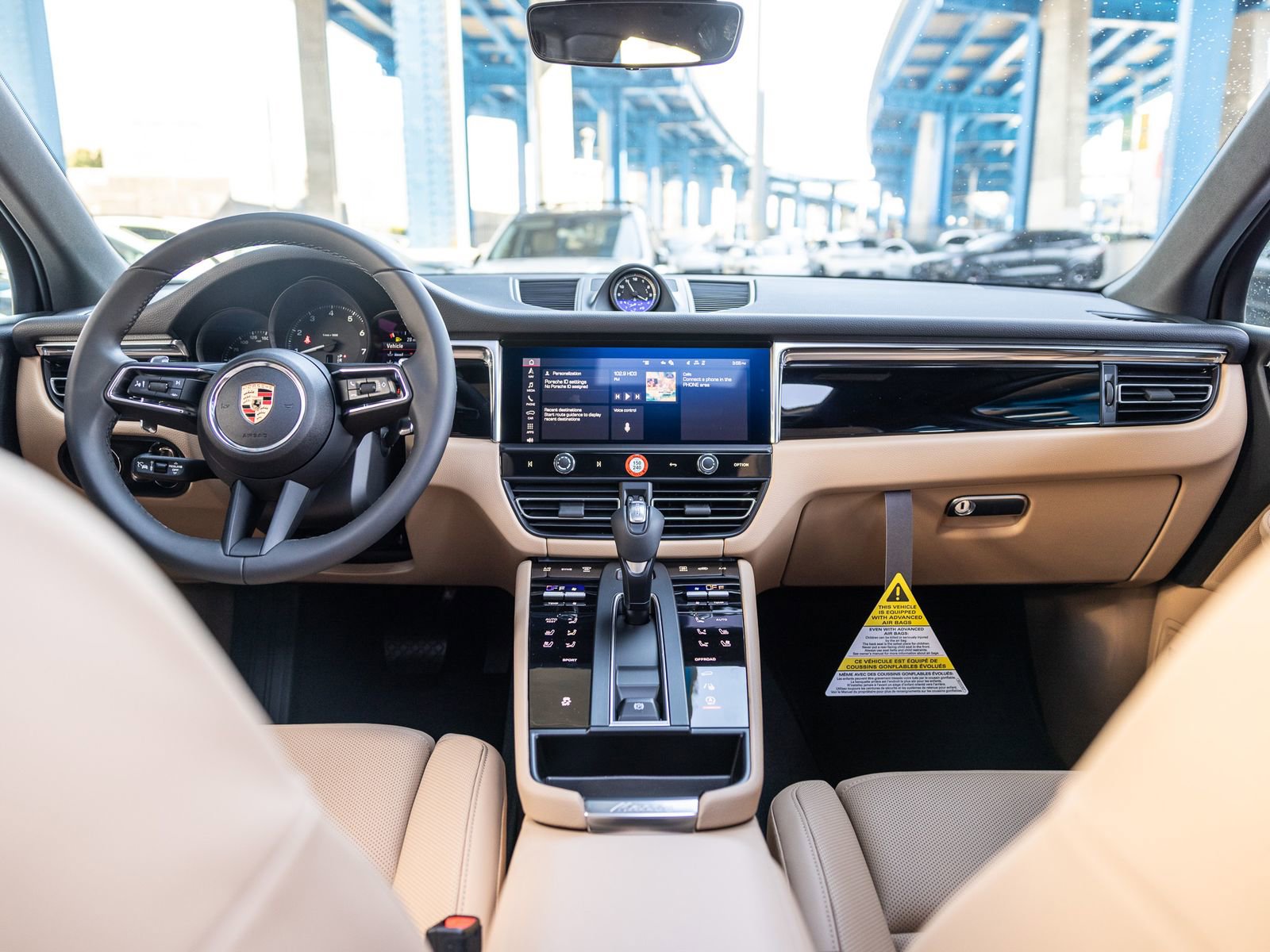 Certified 2025 Porsche Macan image 44