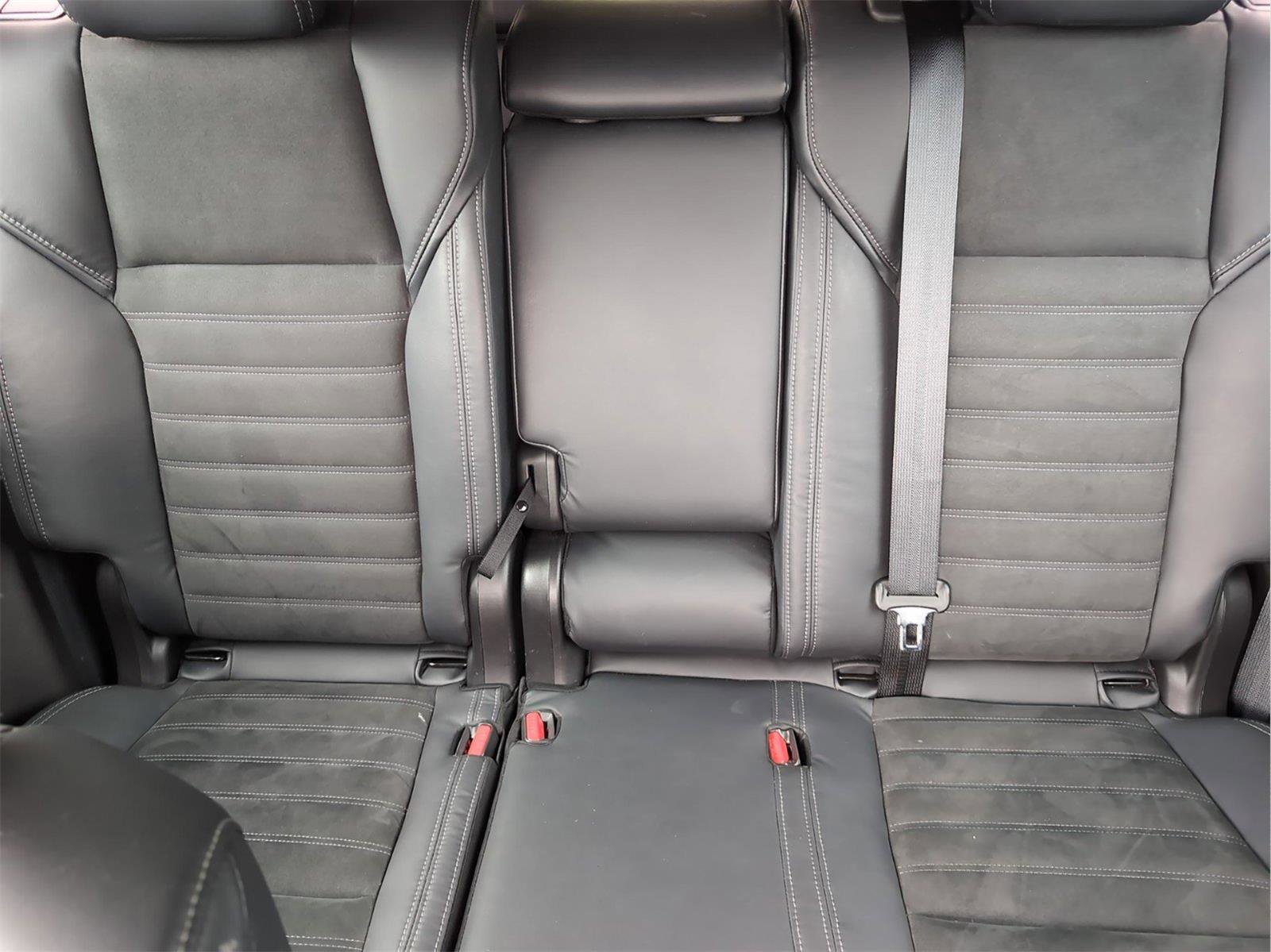 Used 2022 Mitsubishi Outlander SEL Black Edition FWD image 23