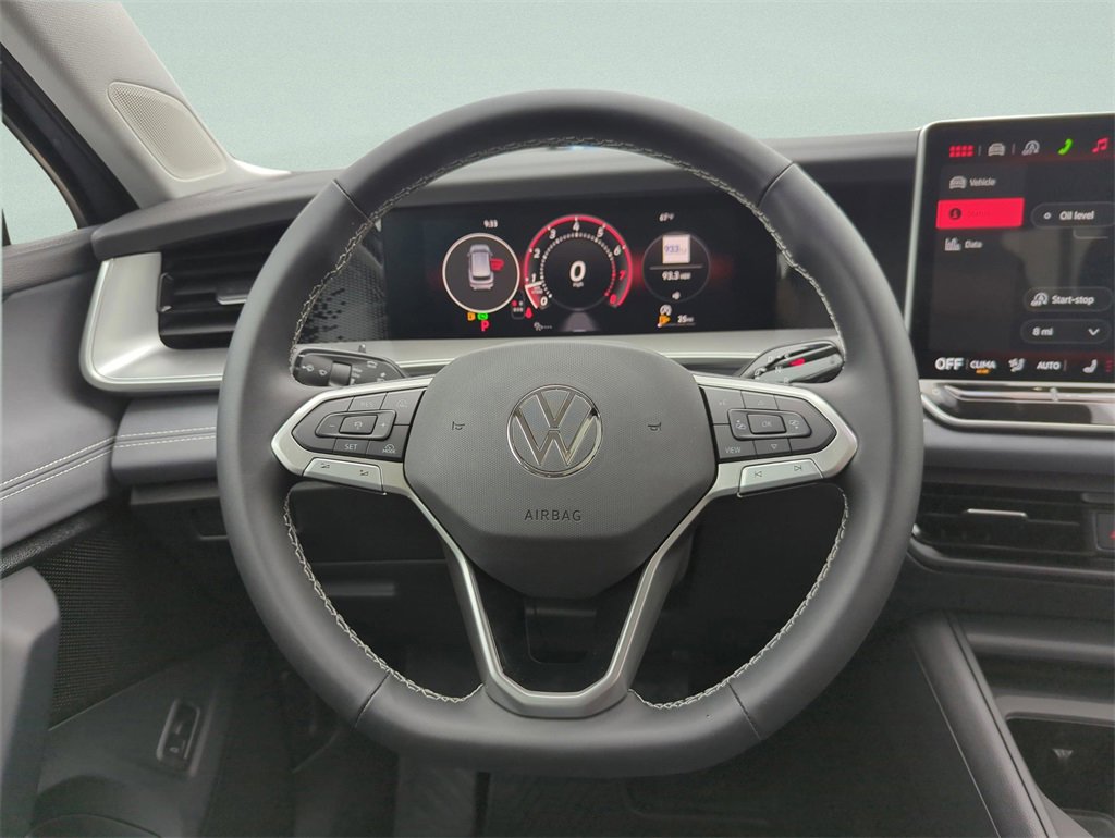 New 2026 Volkswagen Tiguan SE image 21