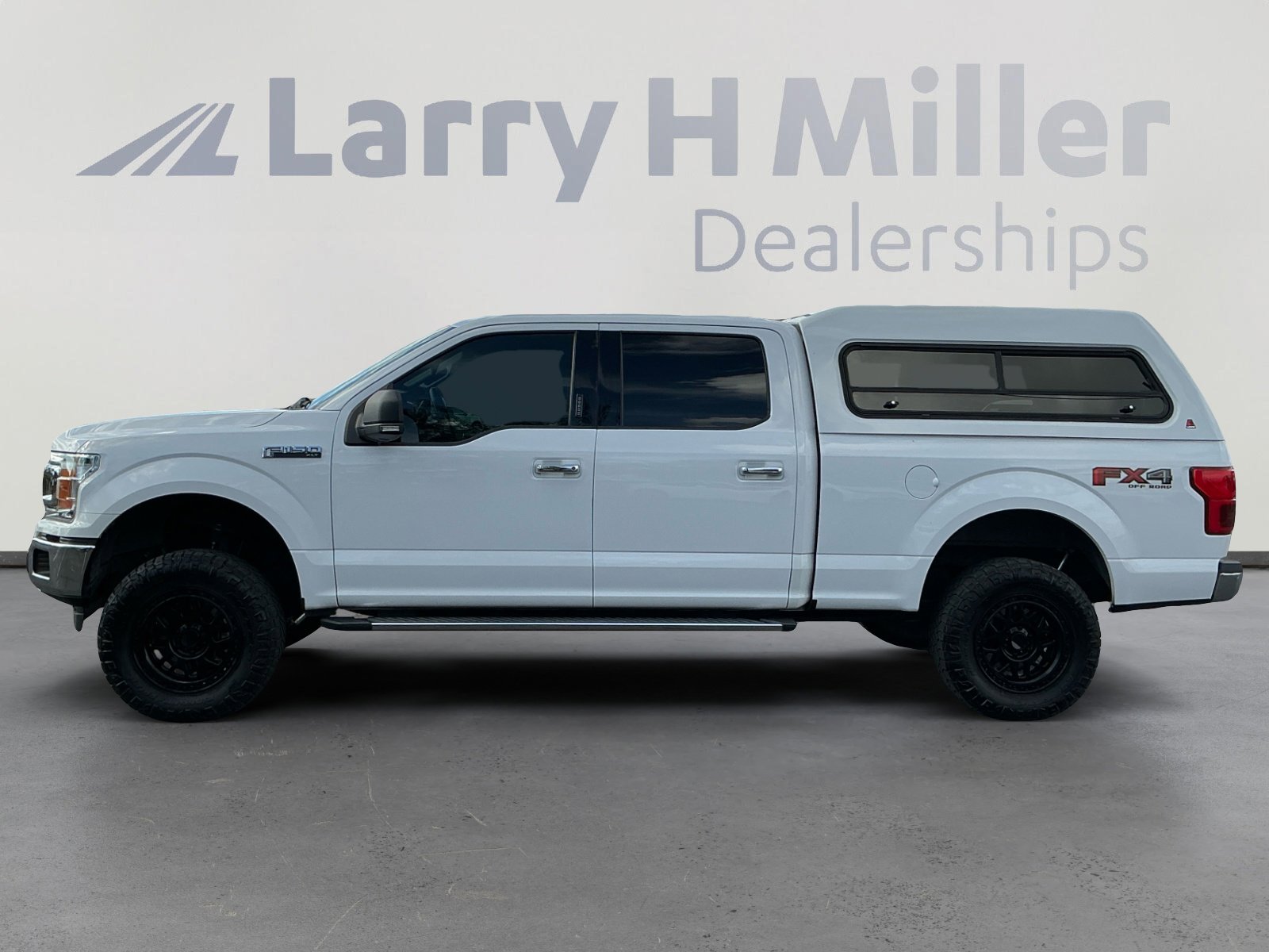 Used 2020 Ford F150 XLT w/ Equipment Group 302A Luxury image 2