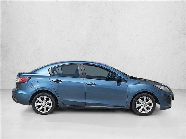 Used 2011 MAZDA MAZDA3 i Touring image 4