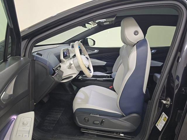 Used 2023 Volkswagen ID.4 Pro S AWD/4WD image 6