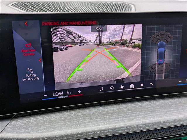 Used 2025 BMW i4 eDrive40 RWD image 13