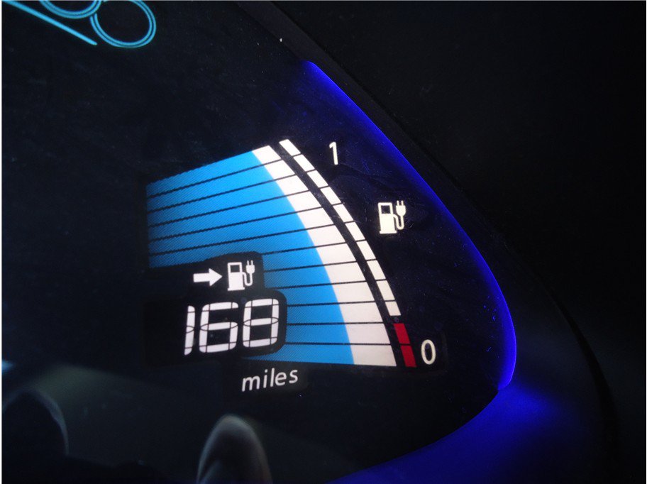 Used 2016 Nissan Leaf SV w/ Premium Package FWD image 32