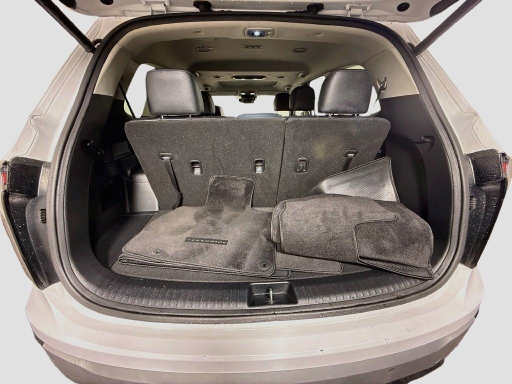 Used 2024 Kia Telluride EX w/ EX Captain's Chair Package FWD image 43