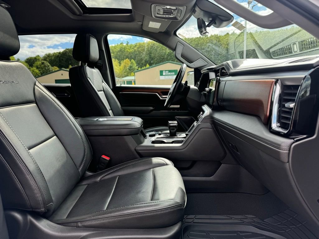 Used 2022 GMC Sierra 1500 Denali w/ Denali Reserve Package image 13