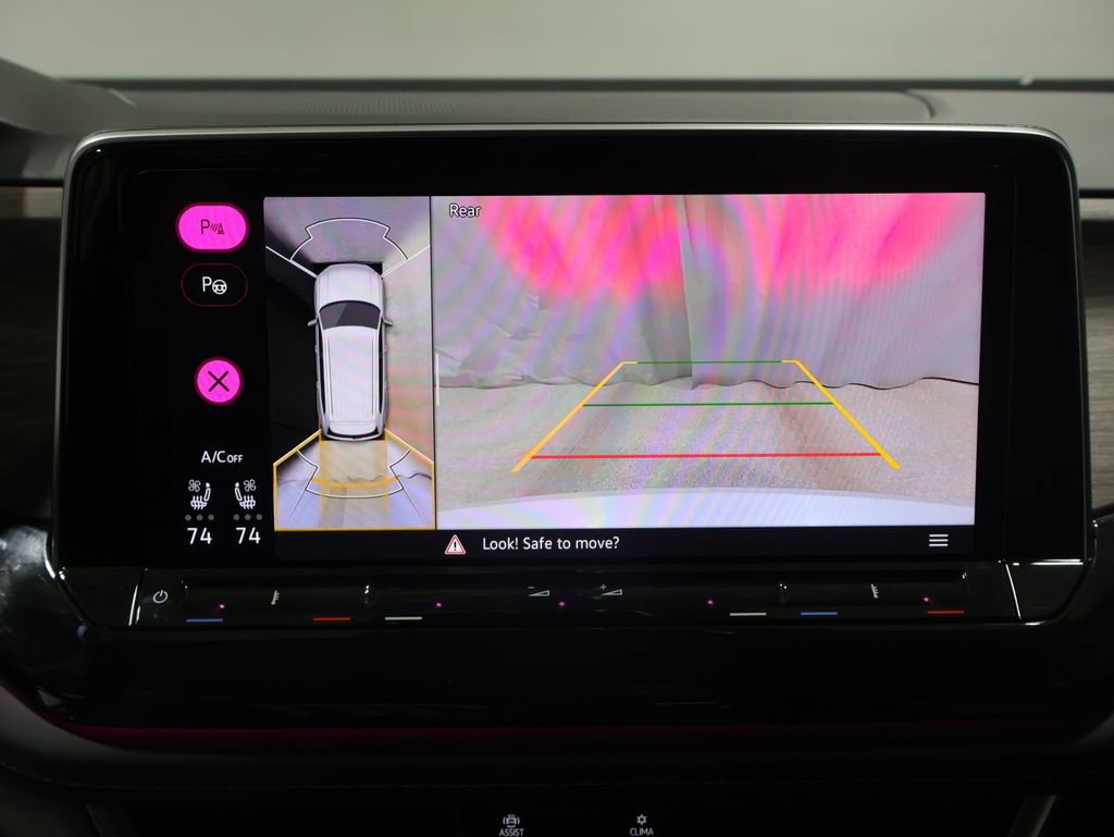 Used 2025 Volkswagen Atlas SEL Premium R-Line image 28