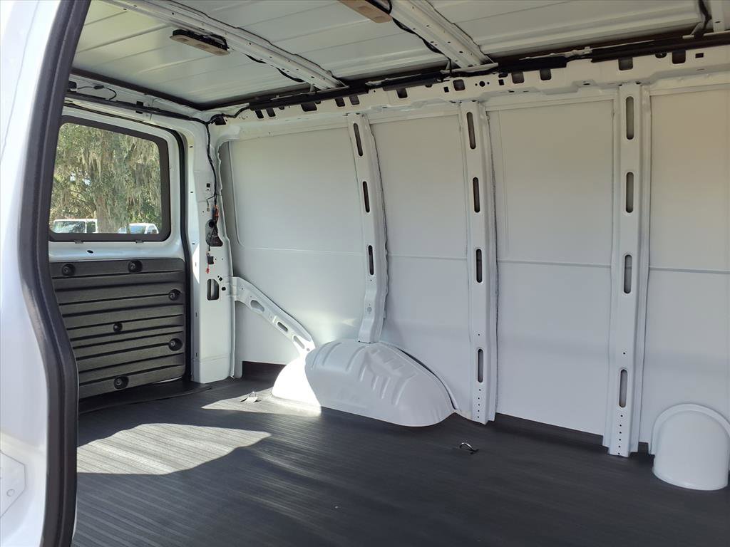 New 2025 Chevrolet Express 2500 w/ Driver Convenience Package image 16