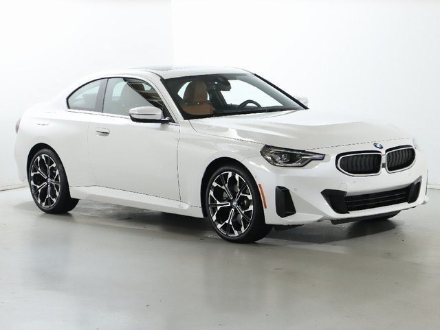 Used 2025 BMW 230i xDrive Coupe w/ Premium Package AWD/4WD image 10
