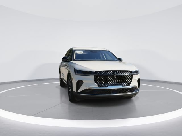 New 2026 Lincoln Nautilus Premier AWD/4WD image 2