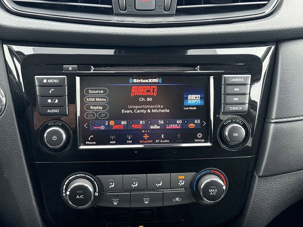 Used 2019 Nissan Rogue SV image 31