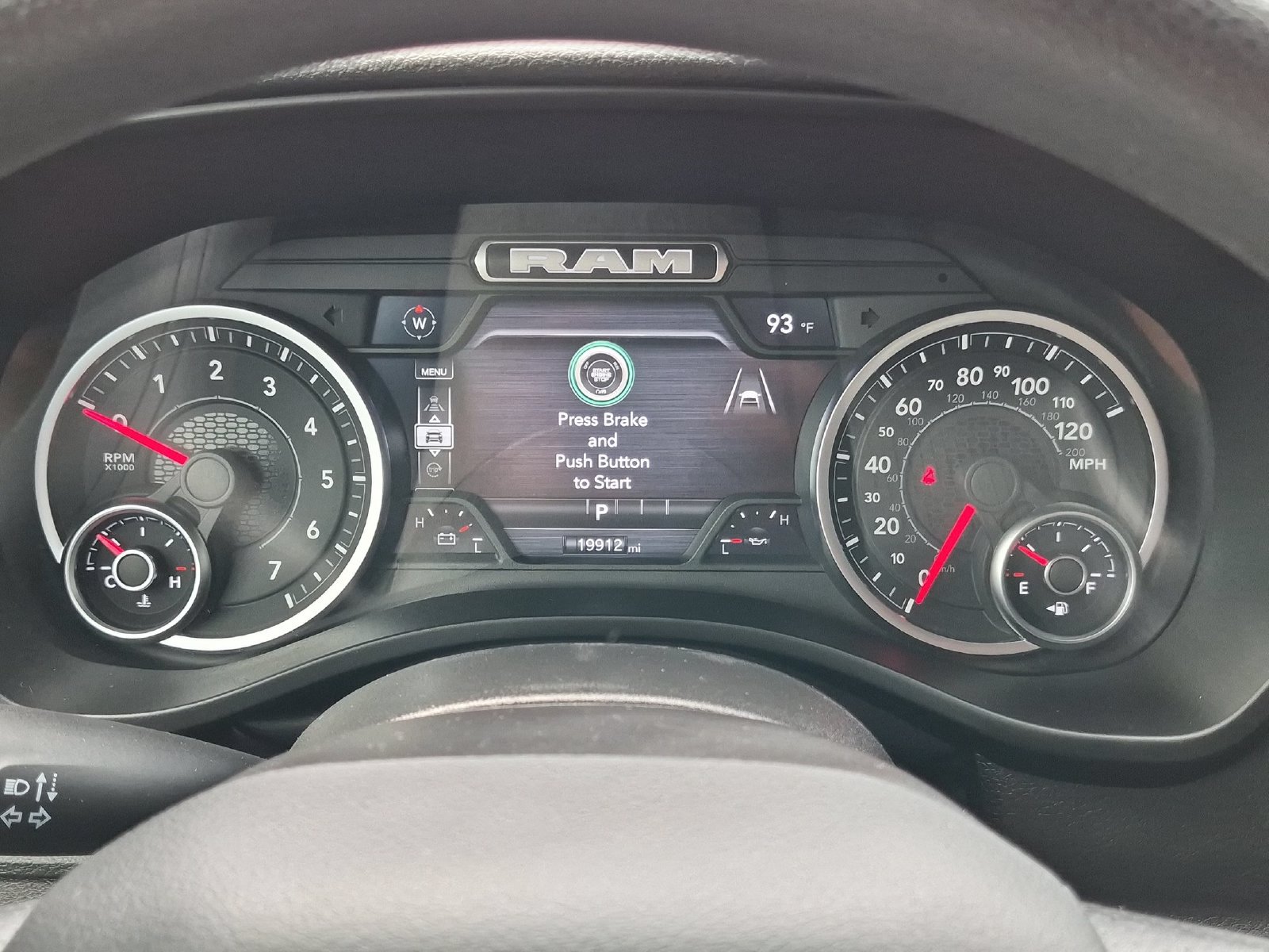 Used 2025 RAM 1500 Warlock AWD/4WD image 19