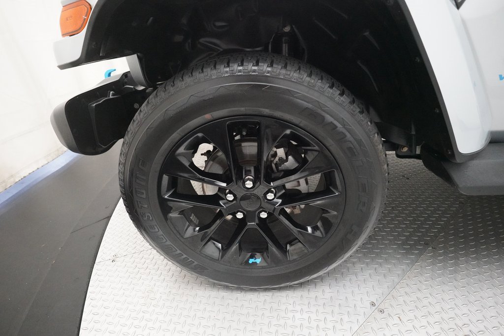 Used 2022 Jeep Wrangler Unlimited Sahara 4xe w/ Cold Weather Group image 26