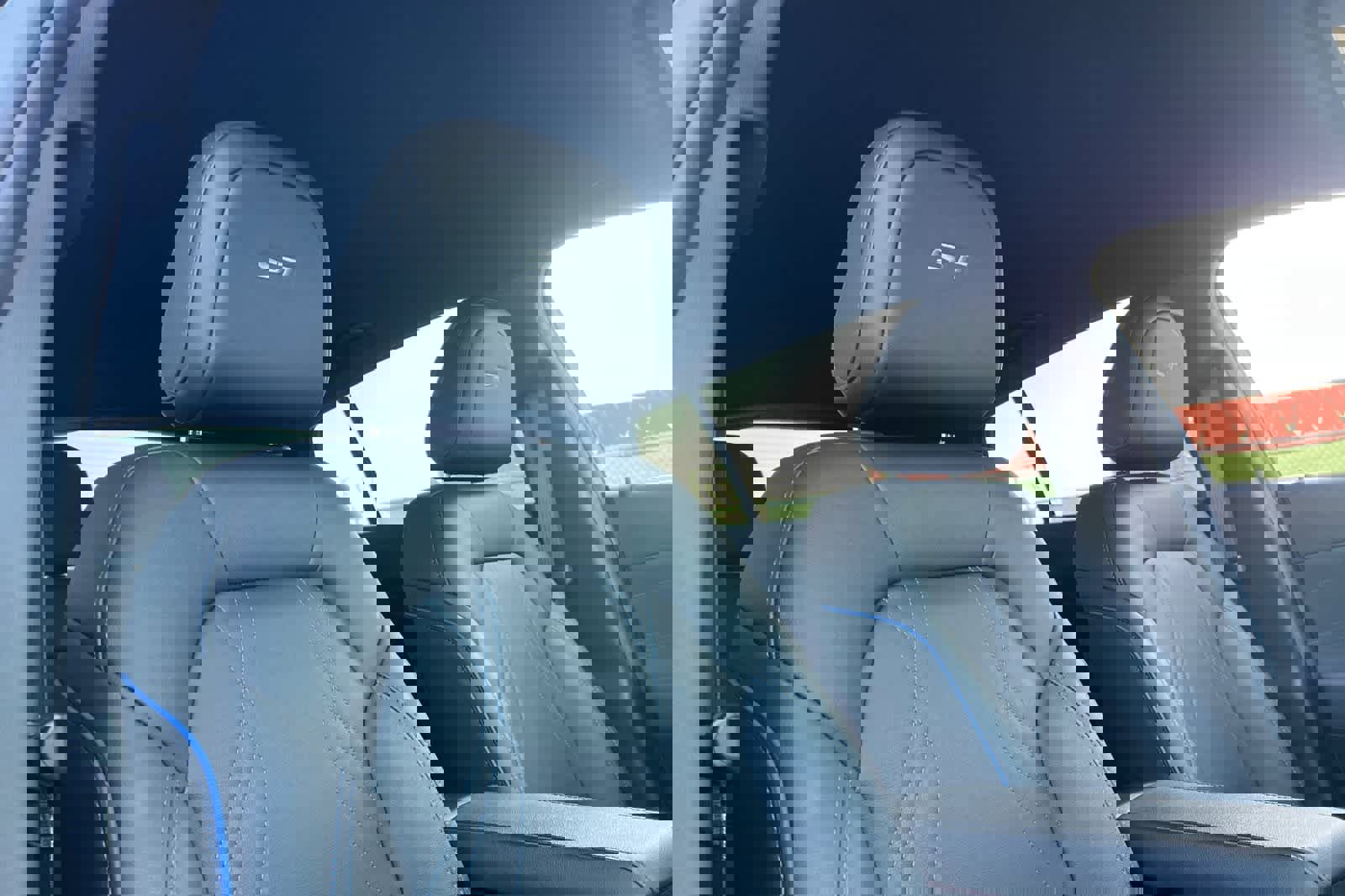 Used 2024 Buick Envista Sport Touring w/ Convenience I Package image 18