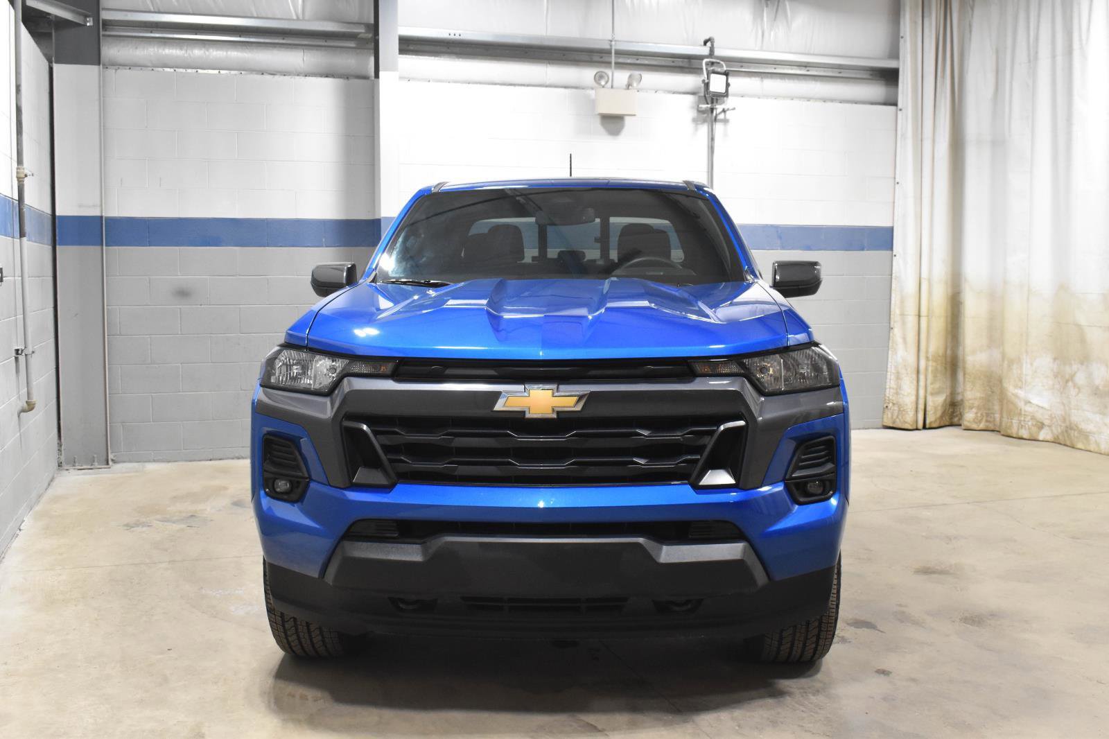 Used 2023 Chevrolet Colorado LT w/ LT Convenience Package II image 30