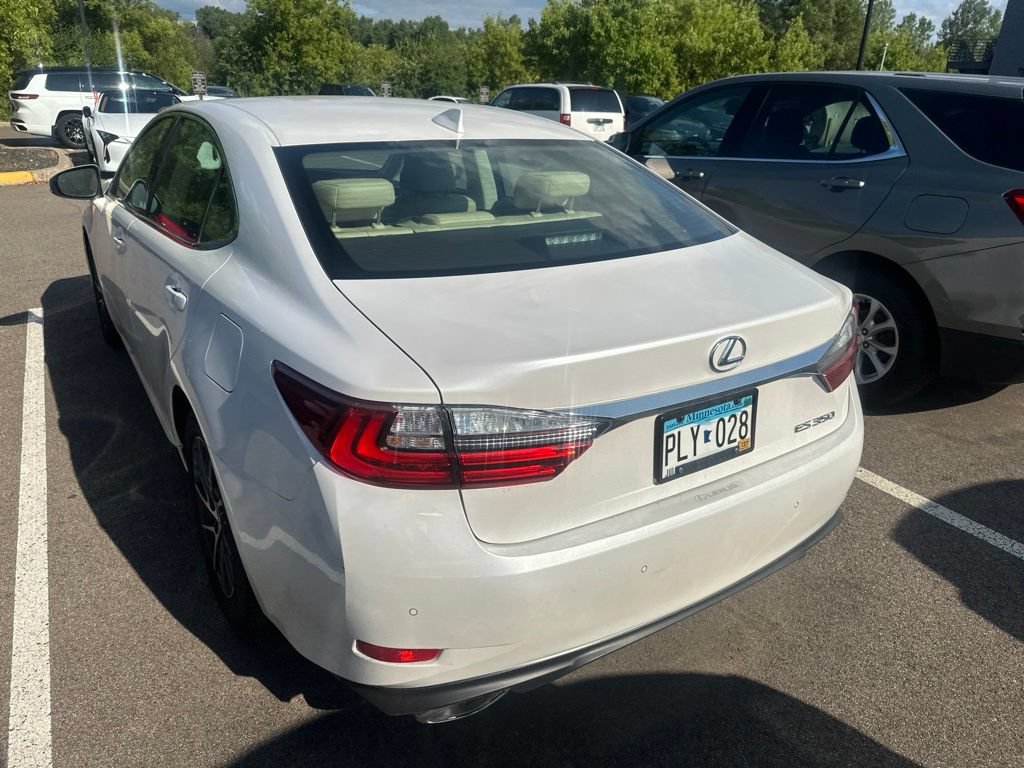 Used 2017 Lexus ES 350 w/ Luxury Package FWD image 25