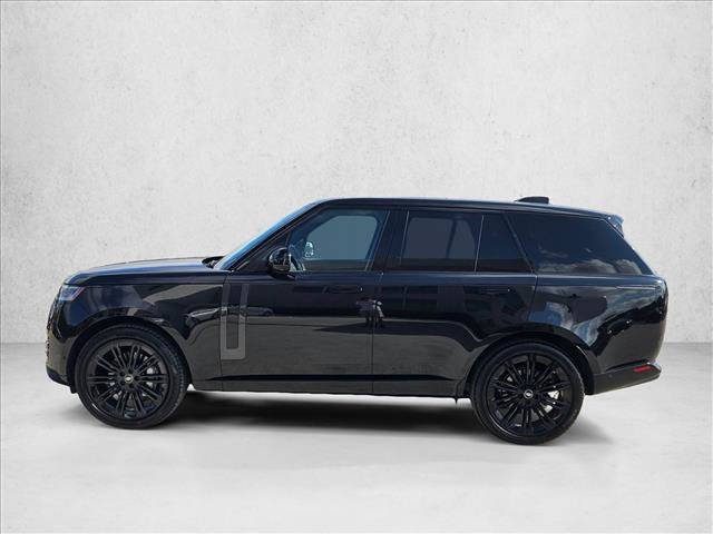 Used 2025 Land Rover Range Rover SE AWD/4WD image 9