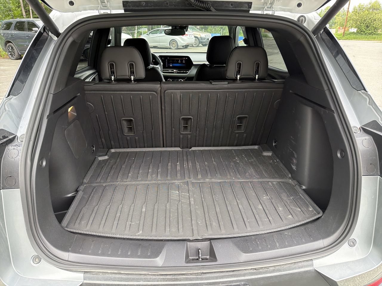 Used 2025 Chevrolet TrailBlazer ACTIV w/ Convenience Package AWD/4WD image 21