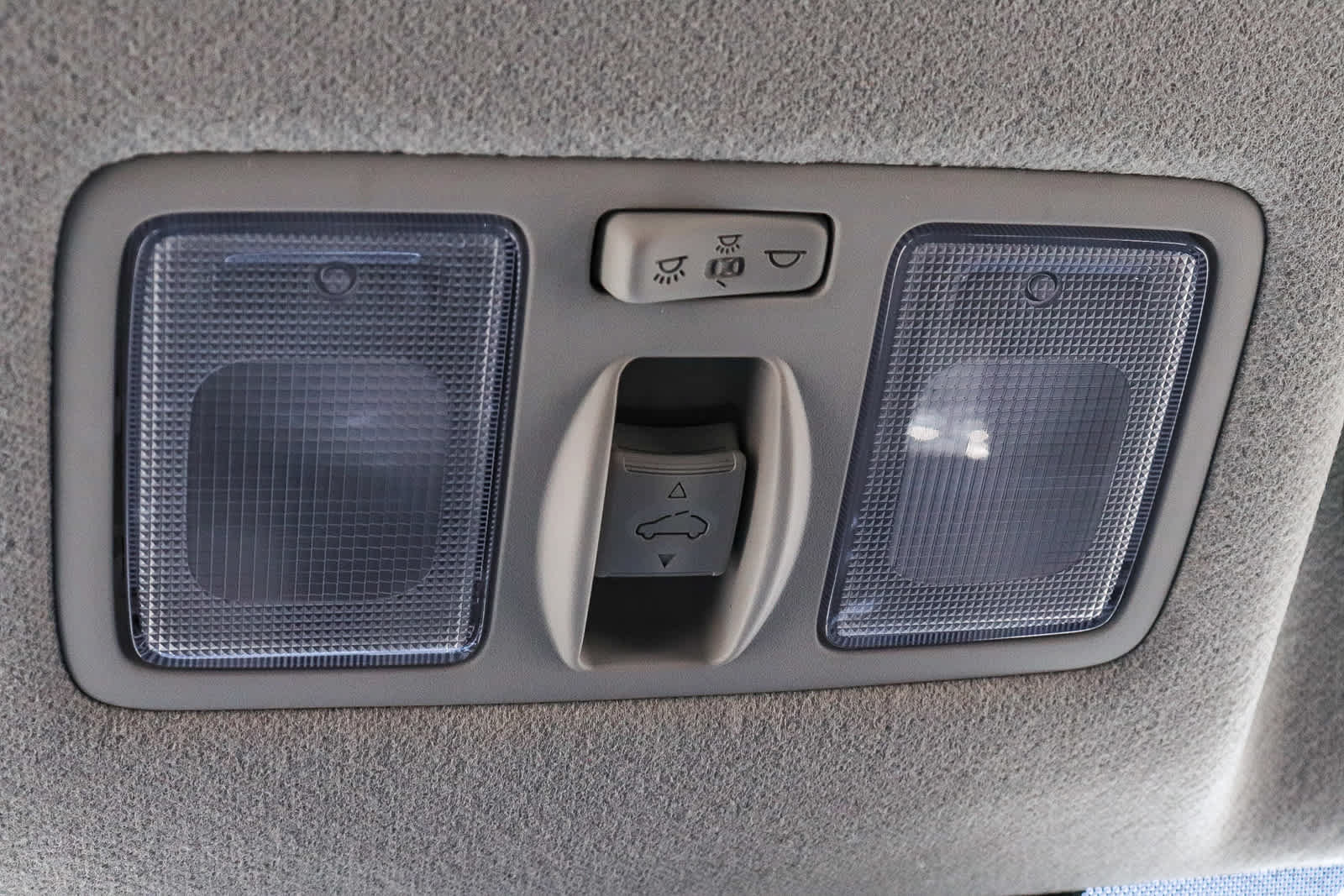 Used 2026 Hyundai Venue SEL FWD image 35