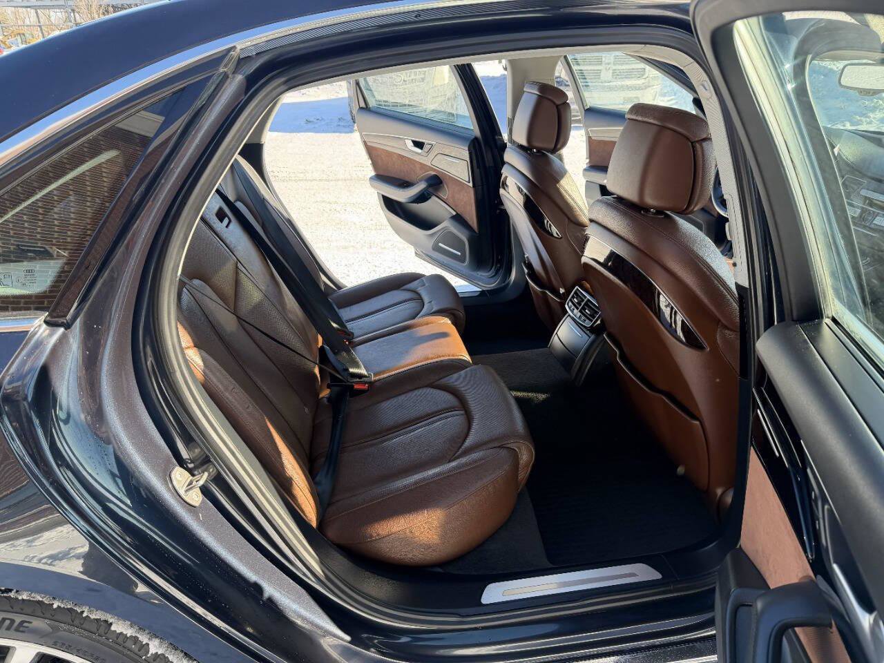 Used 2015 Audi A8 L 4.0T w/ Premium Package image 26