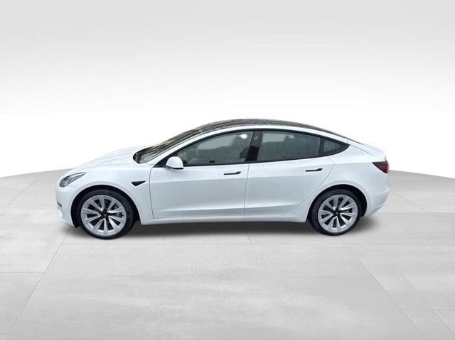 Used 2023 Tesla Model 3 Standard Range image 6