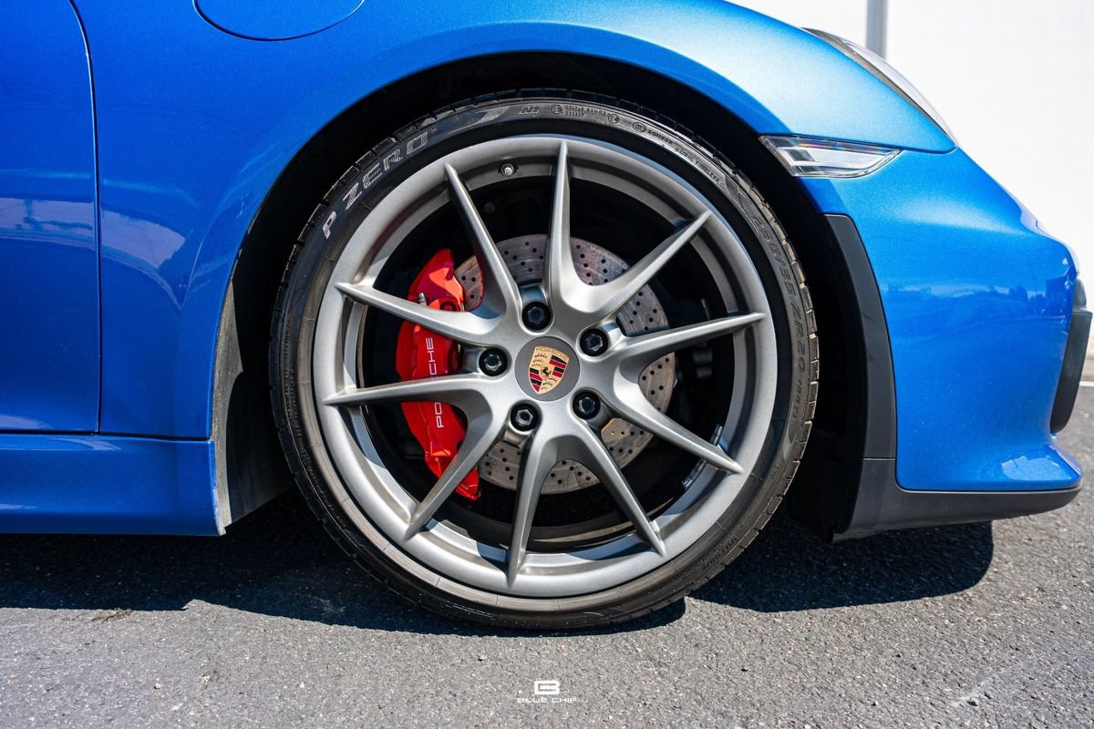 Used 2016 Porsche Boxster Spyder RWD image 16
