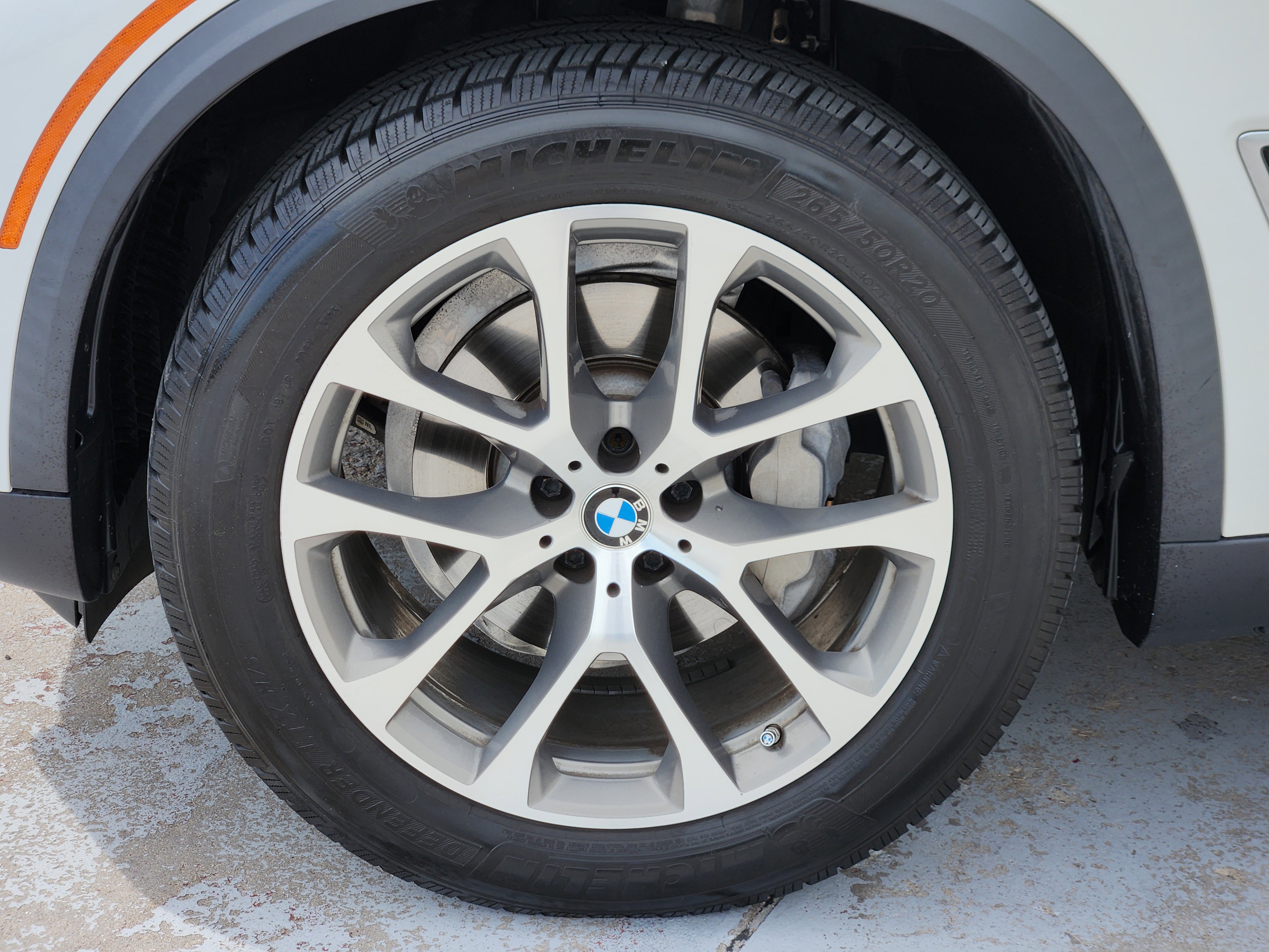 Used 2021 BMW X5 xDrive40i w/ Convenience Package AWD/4WD image 14