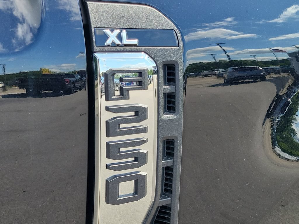 Used 2026 Ford F250 XL AWD/4WD image 6