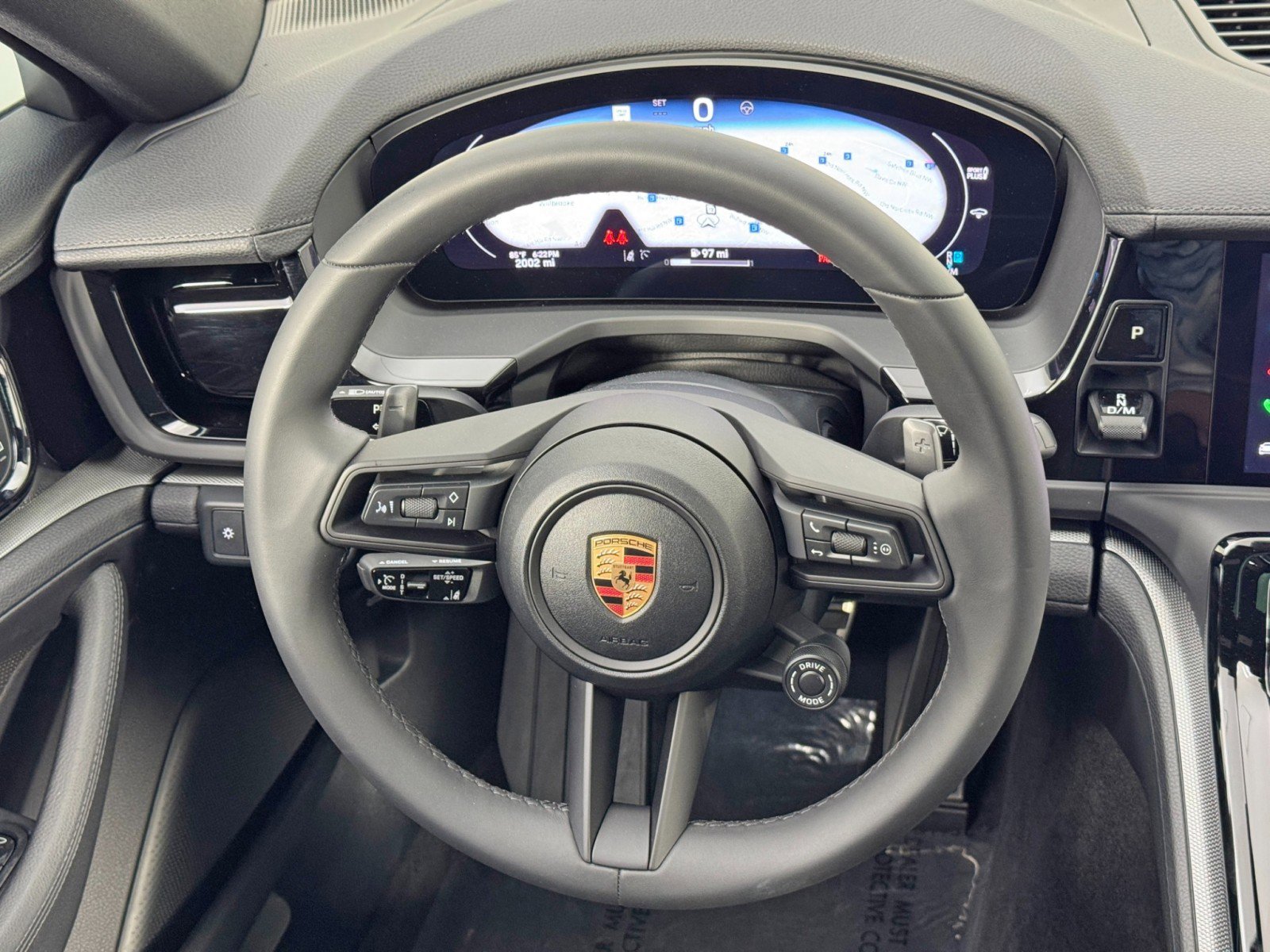 Used 2025 Porsche Panamera w/ Premium Package image 20