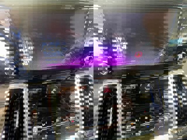 Used 2023 Kia Sorento SX Prestige image 21