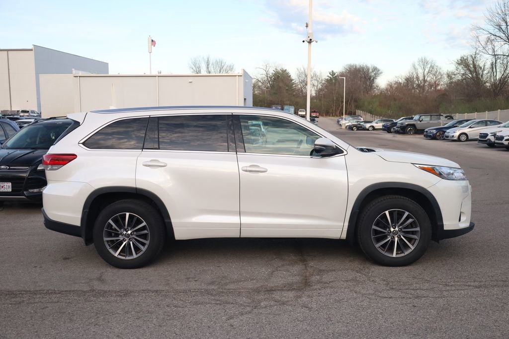 Used 2018 Toyota Highlander XLE image 5