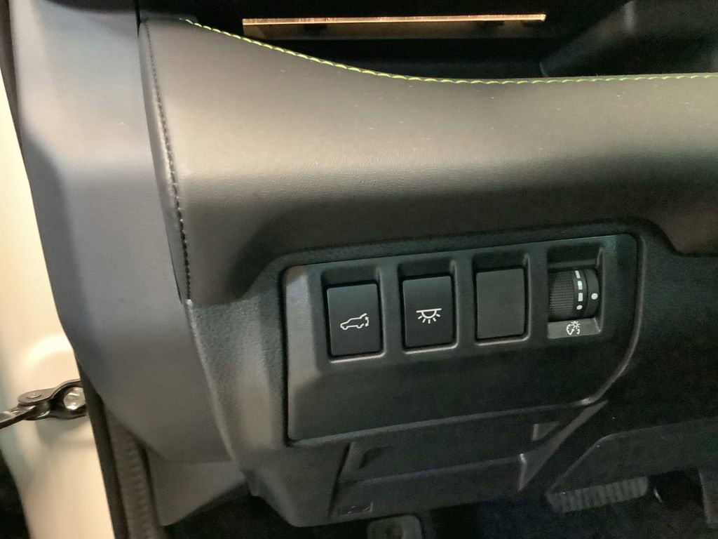 Used 2025 Subaru Ascent Bronze Edition AWD/4WD image 18