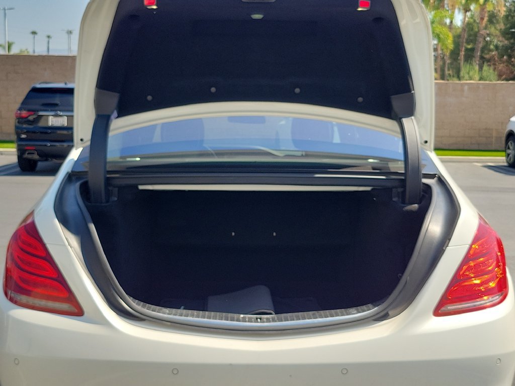 Used 2016 Mercedes-Benz S 550 Sedan image 9