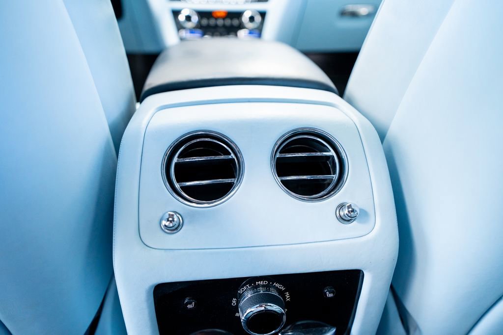 Used 2022 Rolls-Royce Ghost AWD/4WD image 40
