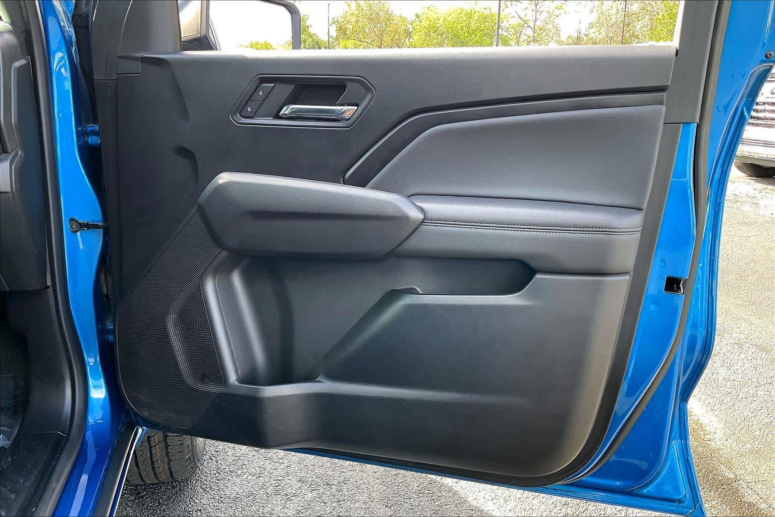 Used 2023 Chevrolet Colorado LT w/ LT Convenience Package image 23