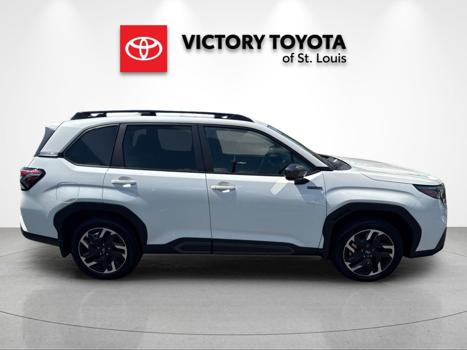 Used 2026 Subaru Forester Limited AWD/4WD image 2