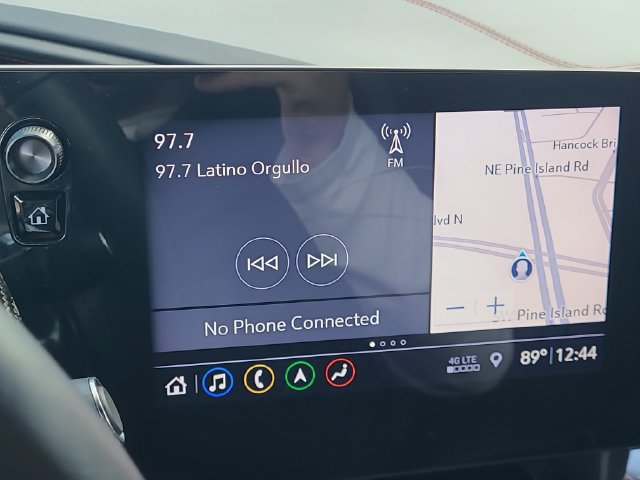 Used 2020 Chevrolet Corvette Stingray Premium Cpe w/ 3LT Preferred Equipment Group RWD image 17