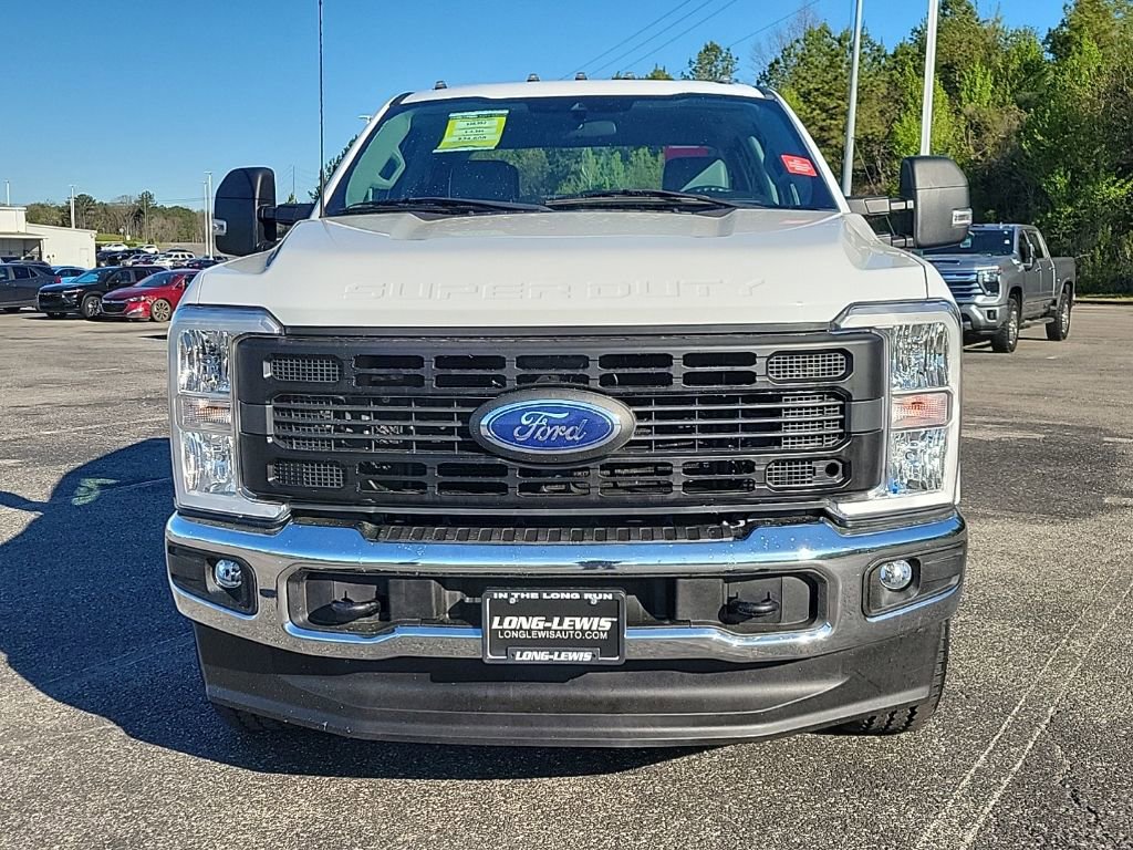Used 2023 Ford F350 XL w/ FX4 Off-Road Package image 2