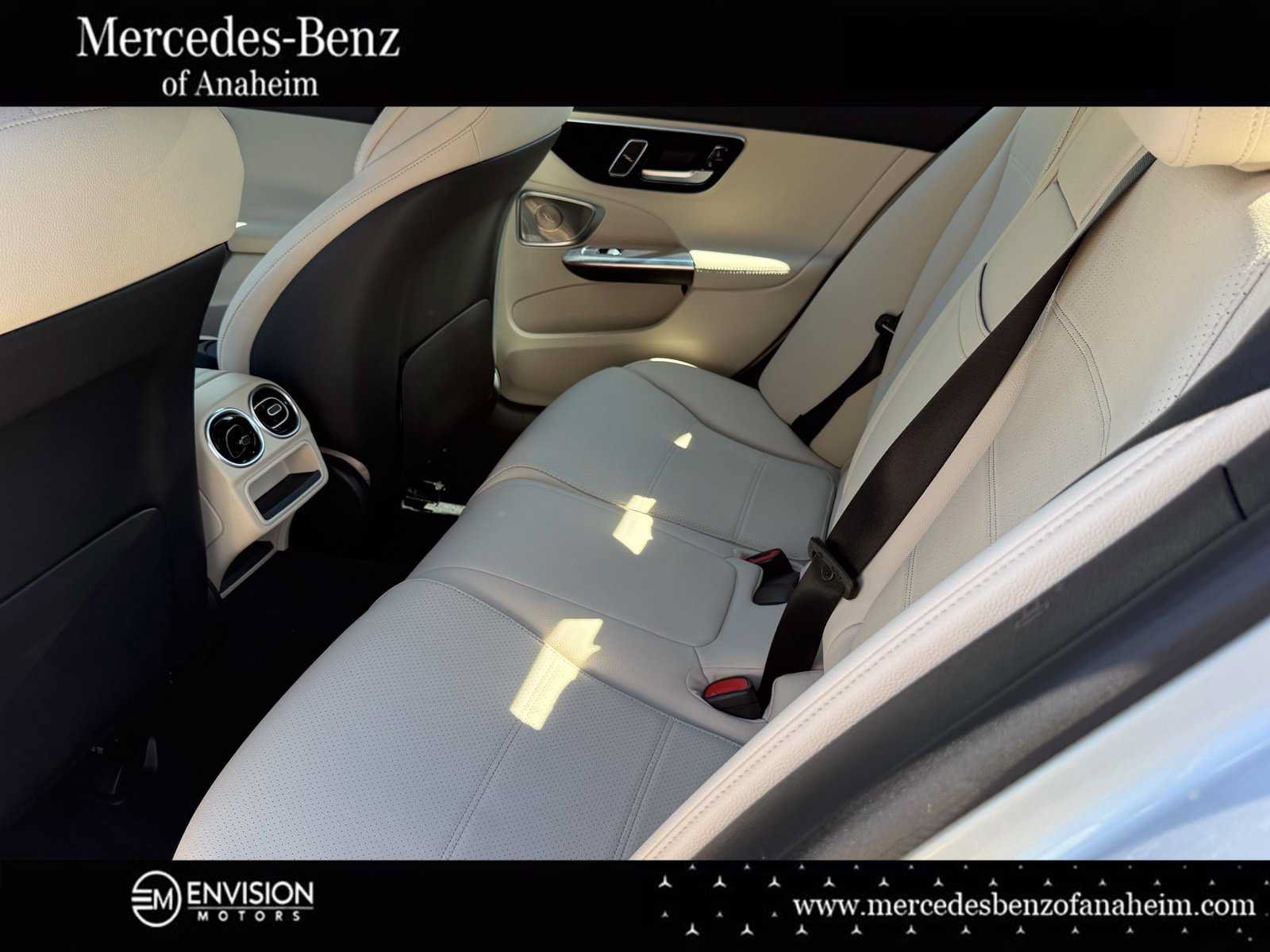 Used 2024 Mercedes-Benz C 300 Sedan image 43